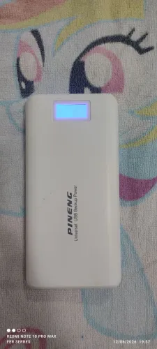 Power Bank (Carregador Portátil) Kaidi/Pineng capacidade 20.000 mAh (74Wh)