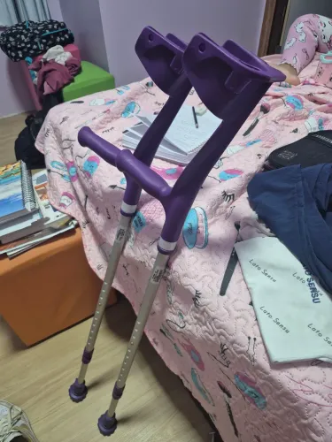 Muletas semi novas