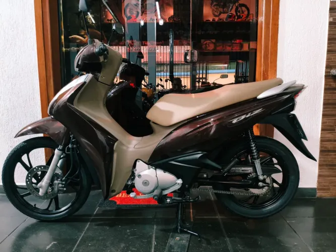 HONDA BIZ 125 FLEX 2021 IMPECÁVEL