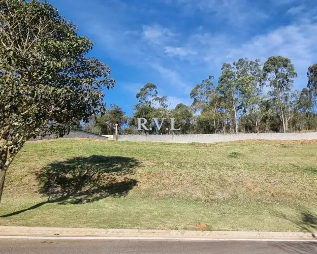 Lote à venda no Condomínio Quintas da Boa Vista em Atibaia-SP: 622 m² de área!
