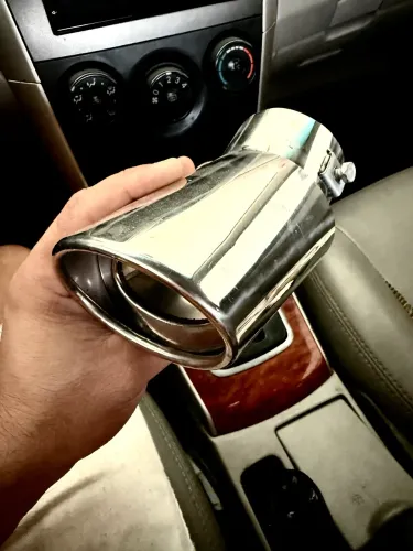 Ponteira esportiva para carro