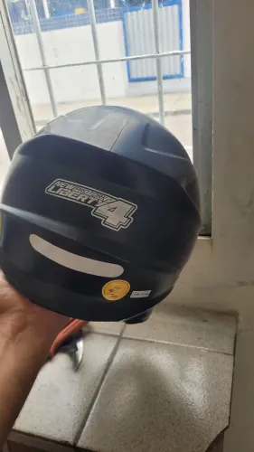 Capacete usado 