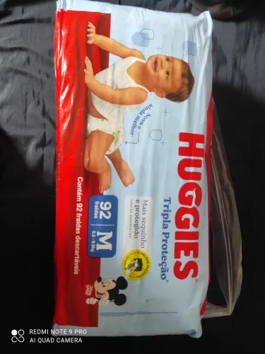 Fralda Huggies tripla proteção tamanho M, 92 fraldas