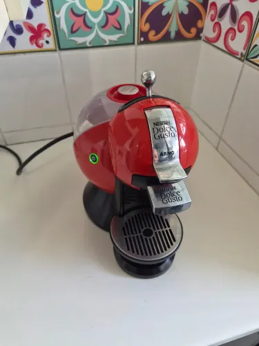 Cafeteira Dolce Gusto / Arno (Primeiras fabricadas)
