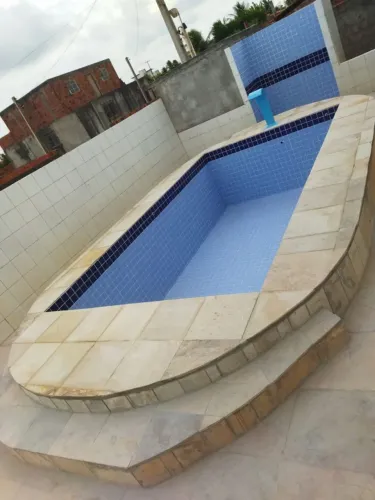 Pedreiro disponível