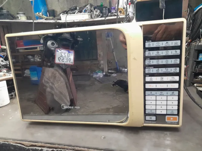 Micro-ondas Midea 32lts