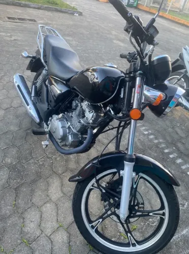 Vende-se Moto