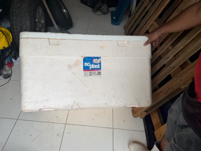 Vendo isopor de 200 litros 