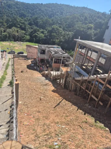 Terreno Regularizado - 266 m² em Itapevi - Financiável - R$ 180 mil