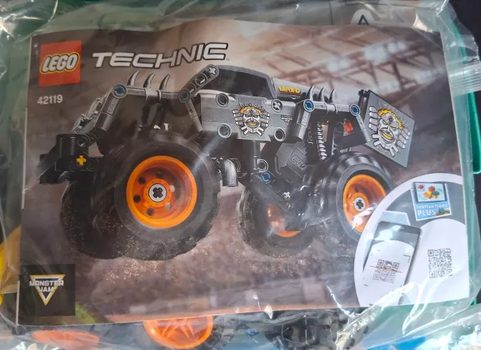 LEGO Technic Monster Jam MaxD