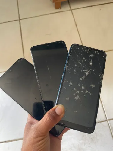 Celulares quebrados