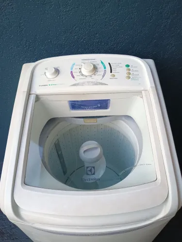 Máquina de lavar roupa Electrolux 10 kg funcionando perfeitamente todas as funções ok