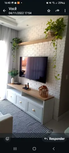 Rack Projetado 100% Mdf branco com tampo amadeirado malva