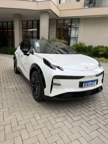Zeekr X Flagship Flagship (elétrico) 2025