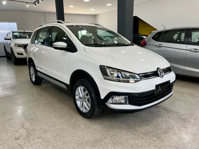 Volkswagen Spacecross 1.6 MI Total Flex 16V 2015