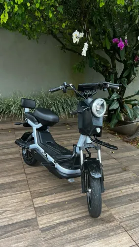 Moto elétrica TRIXX RAPTOR PRO