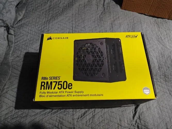 Fonte Corsair RM750e - 750w Full Modular