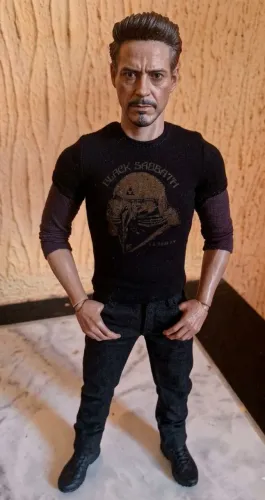 Tony Stark Avengers custom 1:6 12