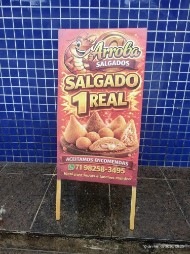 Cavalete de propaganda em madeira 