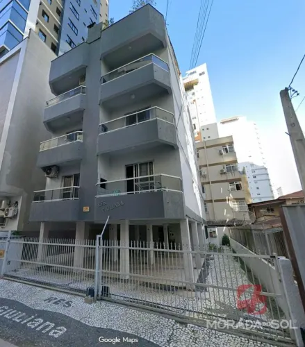 Cobertura à Venda em Meia Praia, Itapema: 4 Quartos, 100m²