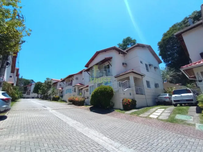 Casa em Condomínio para Venda em Rio de Janeiro, Pechincha, 3 dormitórios, 1 suíte, 4 banh