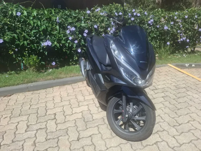 PCX seminova