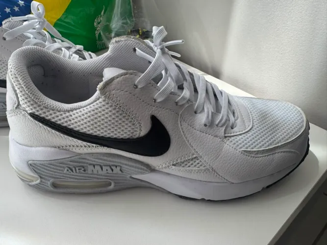 Nike Excee Branco e cinza tam 41