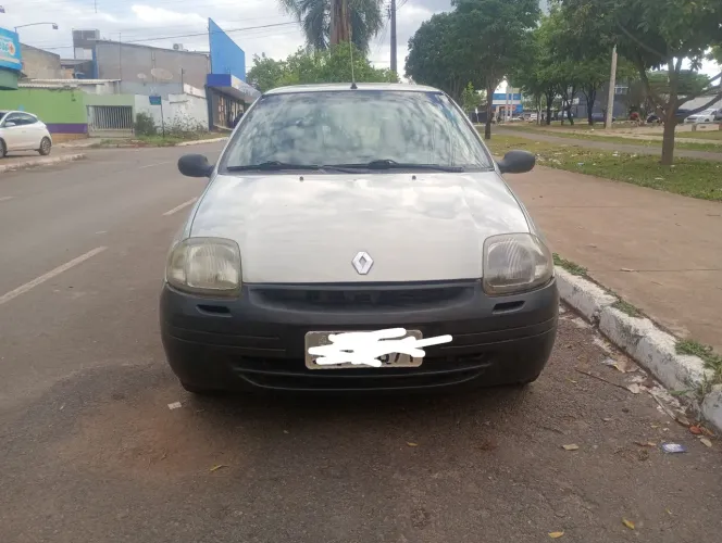 Renault Clio RL / Yahoo/ Authent. 1.0 8V 5P 2002