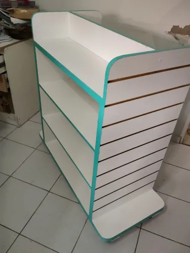 Expositor de loja tipo gôndola 
