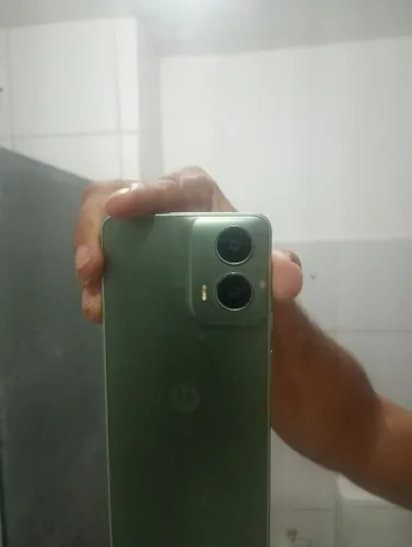 Celular moto g24 128 gigas em ótimo estado 
