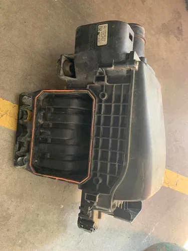 Caixa Filtro De Ar (a2740900001) Mercedes C180 2013