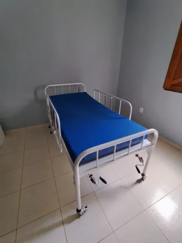 Cama hospitalar com colchão