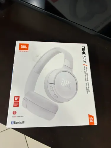 Fone De Ouvido Sem Fio Jbl Tune 520bt Bluetooth
