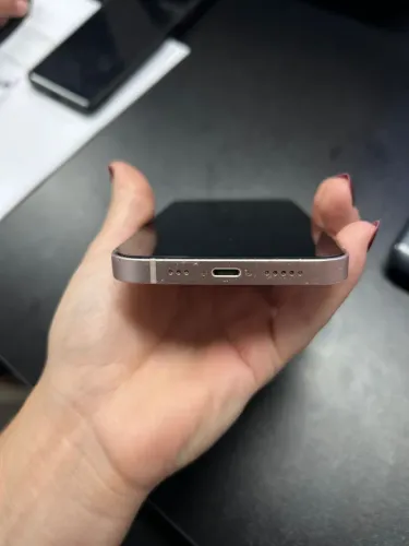 iPhone 13 Rose 128 GB
