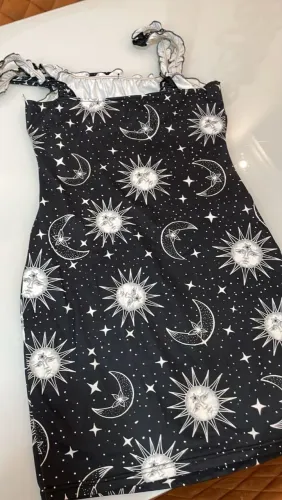 Vendo kit de macaquinhos e vestido maravilhosos, apenas 49,00! Imperdível!