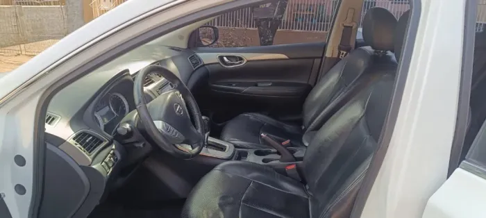 Nissan Sentra SL 2.0/ 2.0 Flex Fuel 16V Aut. 2015