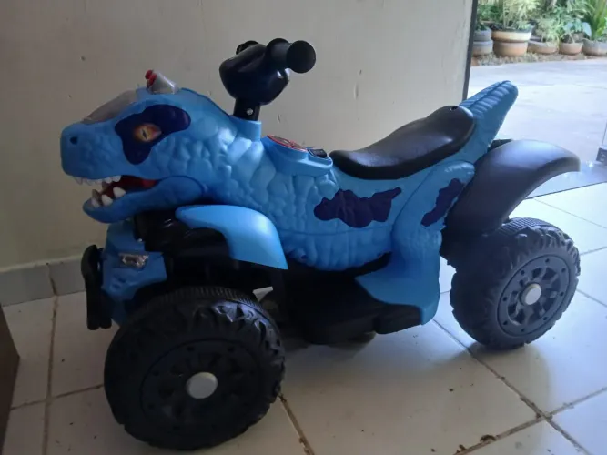 Quadriciclo T-rex