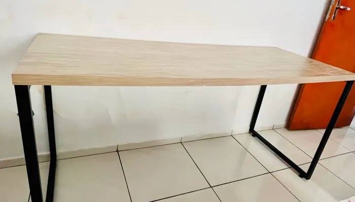 Mesa Escrivaninha 1,50m