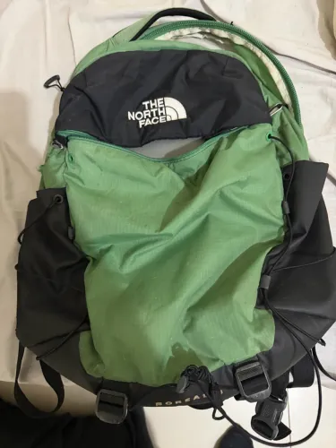 Mochila The North Face Borealis 28L Original Verde e Preta