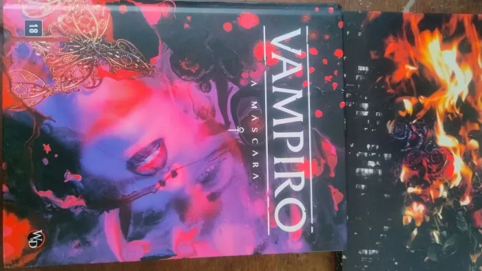 Livro Vampiro a Máscara + escudo do mestre 