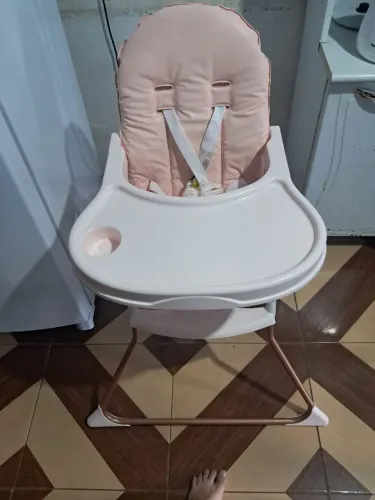 Cadeirinha de alimentação