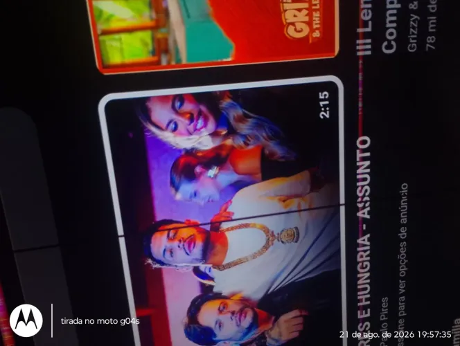 Vendo tv Samsung 50 polegadas com defeito na tela porém funcionando.