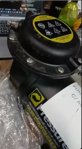 O Motocompressor Pressure Hobby Series 135L/min 50PSI Bivolt