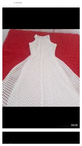 Vestido de crochê feminino com foro(branco)usado 1 só vez