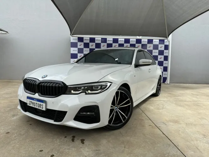 BMW 320I A 2.0 TB M Sport Activeflex 16V 4P 2022