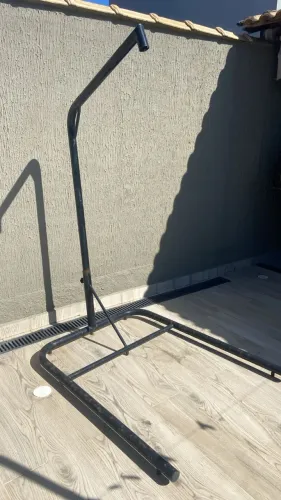 SUPORTE DE CHÃO PARA BALANÇO