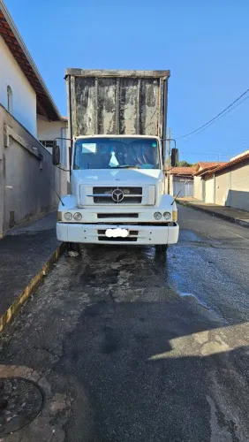 Vendo Mercedes Benz 1218