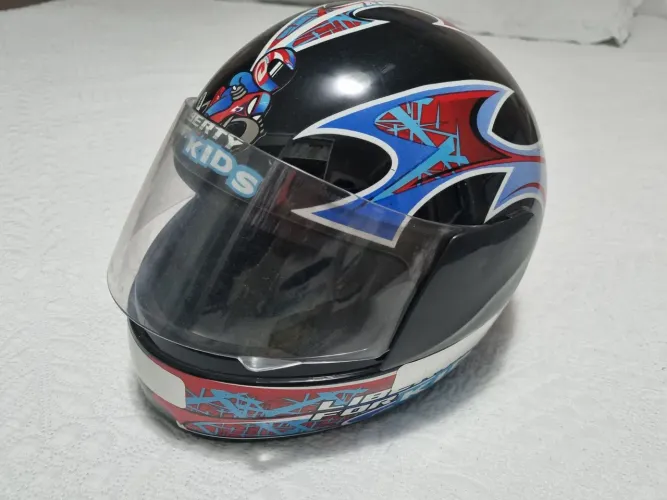 Capacete infantil para moto ou ciclismo