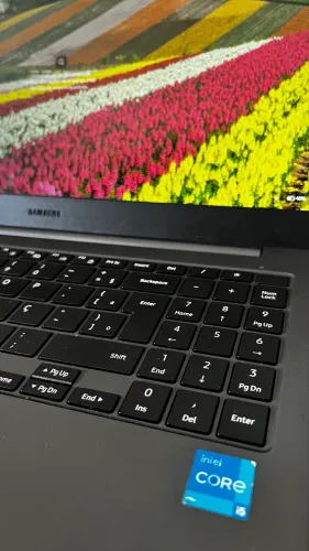 Notebook Samsung 8gb 462Gb i5 12th