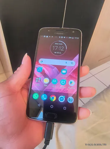 Motorola Z2 play funcionando+tem detalhes
